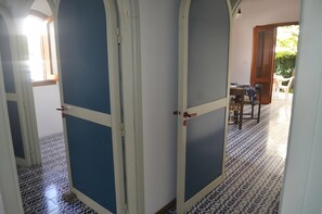 Interior - Apartment 'Ll58 San Foca' with Private Garden (San Foca)