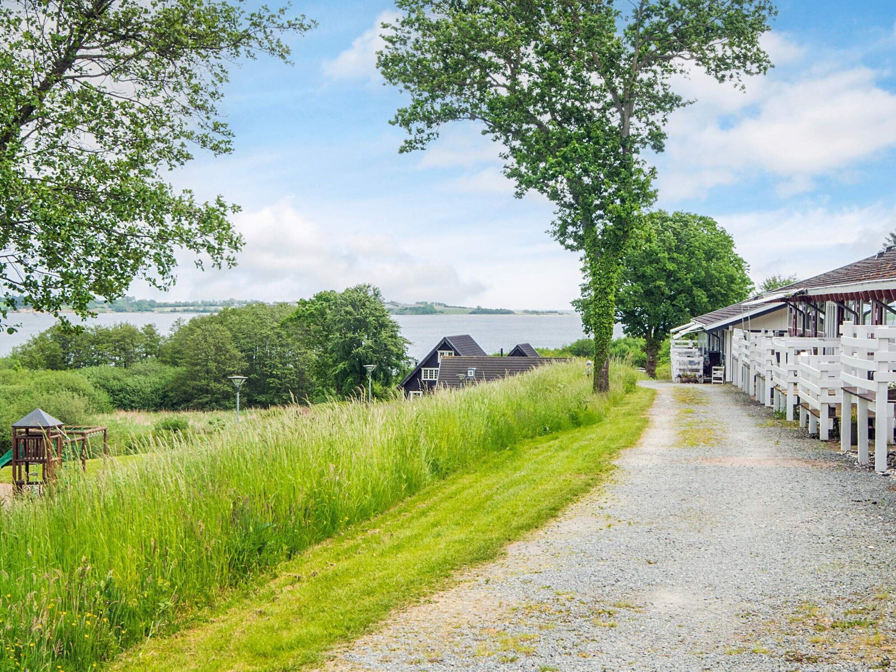Utsikt mot vann