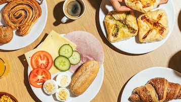 Daily continental breakfast for a fee