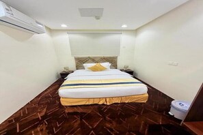 客房 | 客房内保险箱、免费 WiFi