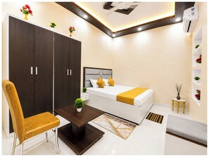 Apartment, 4 Bedrooms | Hypo-allergenic bedding, desk, soundproofing, free WiFi - Hotel A Star In Varanasi  (Varanasi)