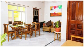 Lobby - Hotel A Star In Varanasi  (Varanasi)