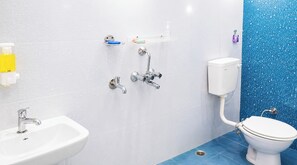 Shower, rainfall showerhead, slippers, towels - Hotel A Star In Varanasi (Varanasi)