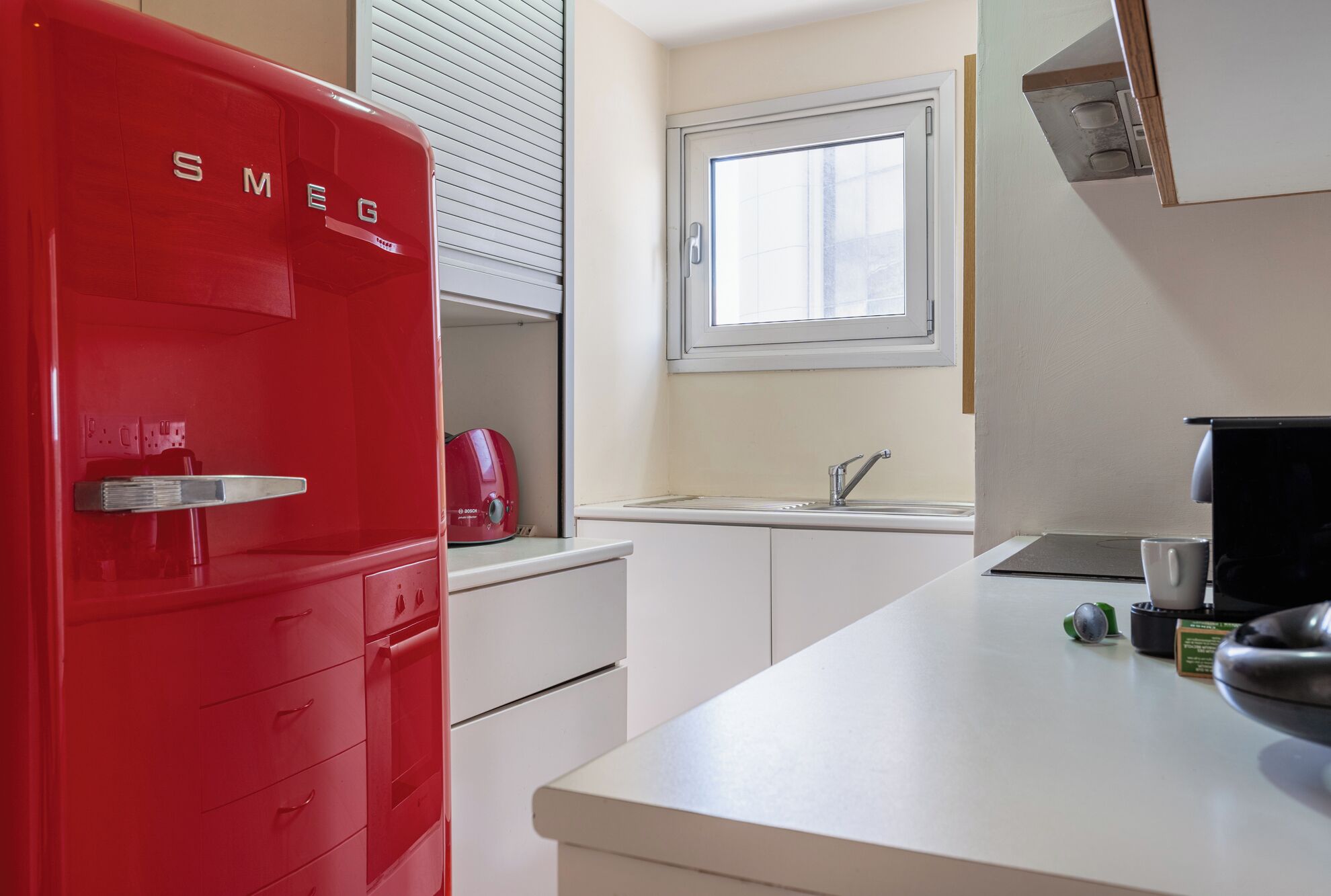 Apartemen | Dapur pribadi | Lemari es, microwave, oven, dan kompor