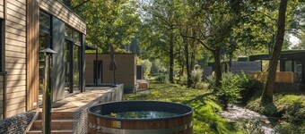 Resort Walsdorf - Mamer Lodge hottub