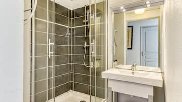 House | Bathroom