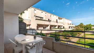 House | Balcony