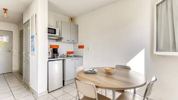 House | Dining