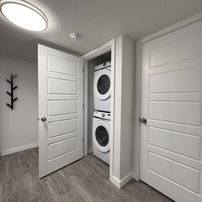 Modern Private Suite in Regina w/ Separate Entrance