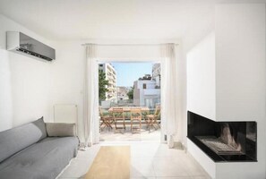 Living area - Lux & modern Apt 5 min Piraeus port - Free Par (Athina)