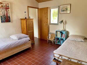 Internet - Charming house with large garden (L'Île-d'Yeu)