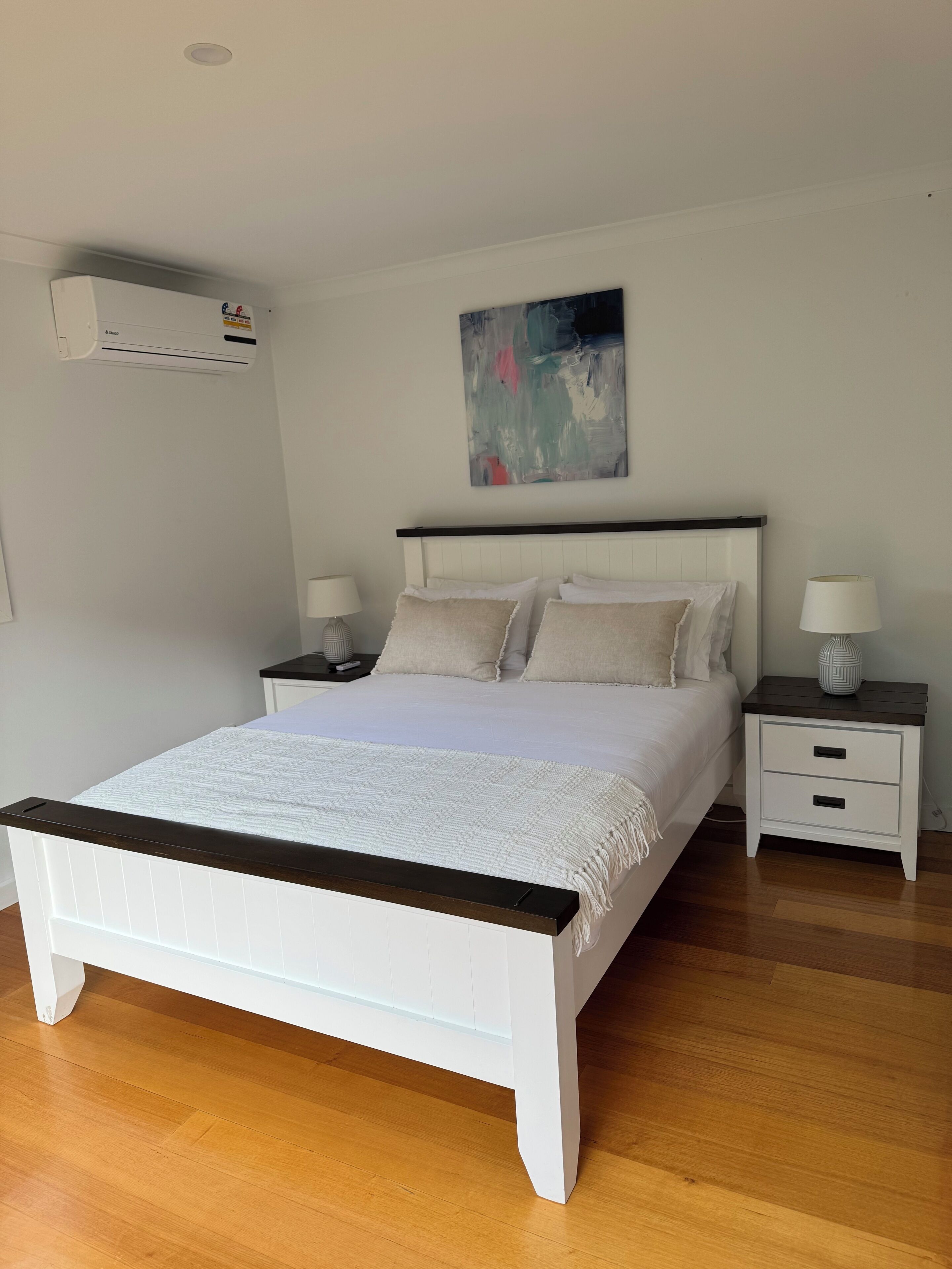 3 chambres, fer et planche à repasser, Wi-Fi gratuit, draps fournis