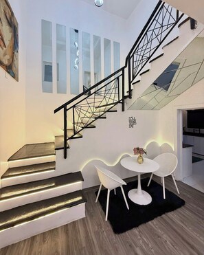 Appartement Deluxe, balcon, vue sur la ville | Intérieur