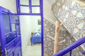 1 غرفة نوم ومكتب ومكواة/لوح كي وواي فاي مجانًا