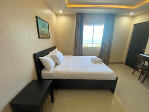 Room - Collection O Weber Hotel (Liloan)