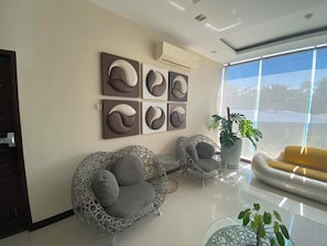 Interior - Collection O Weber Hotel (Liloan)