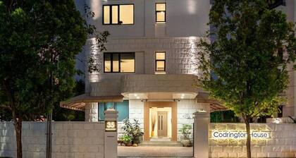 Codrington House - 3Bedroom 3Bathroom 2Carpark