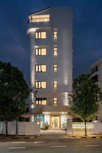 Codrington House - 3Bedroom 3Bathroom 2Carpark