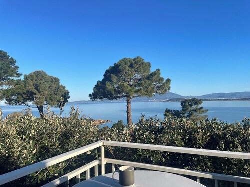 Le Paradis de Coti-chivari: sea view, maquis and eucalyptus forest.
