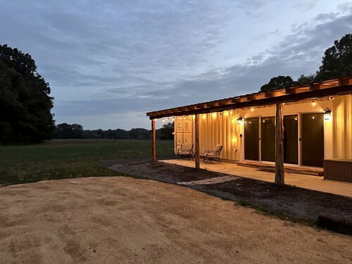 Charming Container Home with Hot Tub near Sardis Lake, Perfect for a Romantic Glamping Getaway
