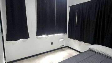 1 camera