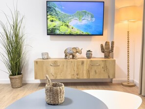 Interior - Tiara Beach Apartment (Durrës)