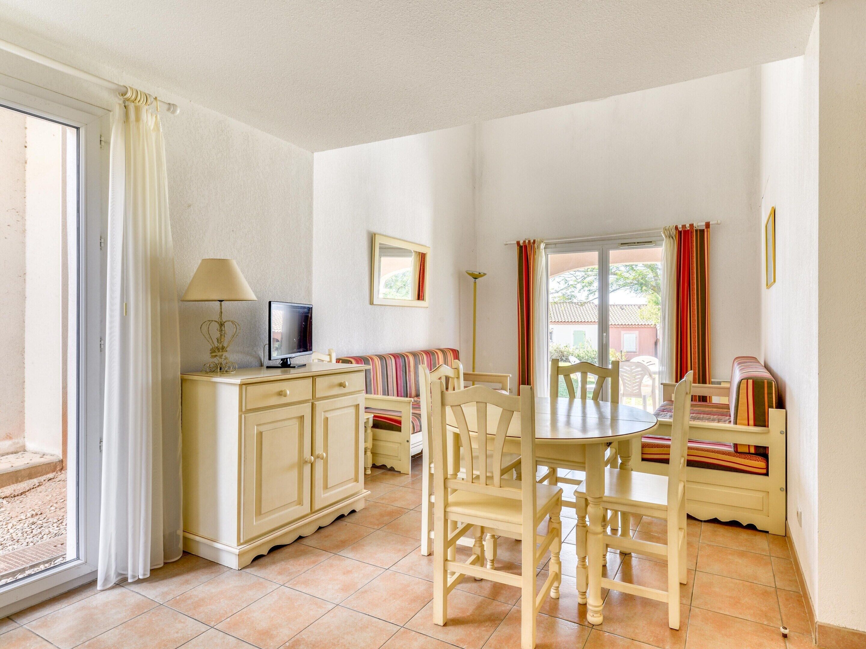 House | Dining