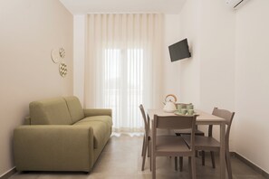 Appartamento, 1 letto matrimoniale con divano letto | Area soggiorno