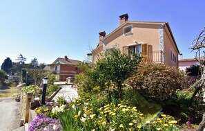 Exterior - Quiet retreat with terrace (Savudrija)