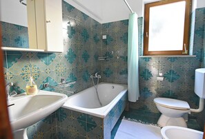Towels - Quiet retreat with terrace (Savudrija)