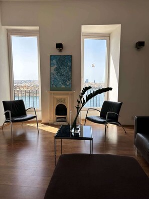 Interior - Valletta Postcard Penthouse (Il-Belt Valletta)