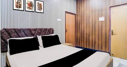 Deluxe With Balcony Hotel Aaghnya