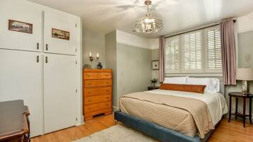 3 bedrooms, WiFi, bed sheets