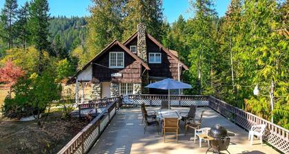 Elegance by the River: Classic Rental with Scenic Views in Metaline Falls, WA