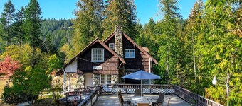Elegance by the River: Classic Rental with Scenic Views in Metaline Falls, WA