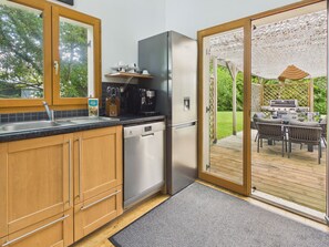 Fridge, oven, dishwasher, coffee/tea maker - Charming house big garden near sea - 8 guests (Fouesnant)