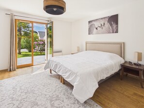 Een strijkplank/strijkijzer, gratis wifi