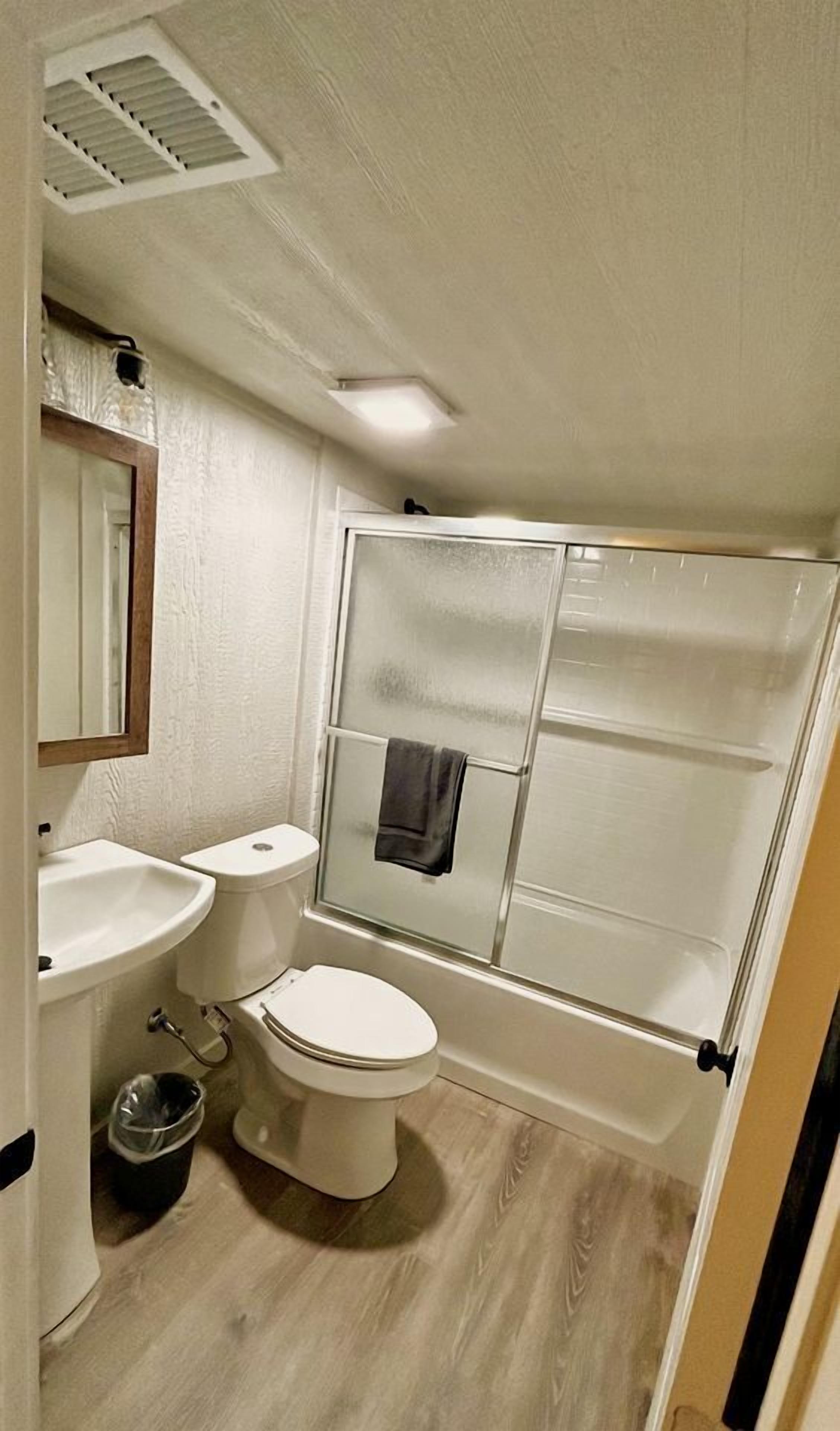 Towels, soap, shampoo