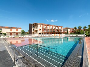 Apartment | Pool - Sunny Studio Near Argeles Beaches (Argelès-sur-Mer)