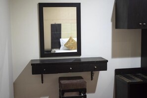 Deluxe Studio | Interior - Quiet Rooms 1  (Riyadh)