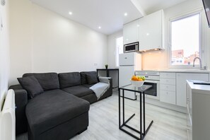 TV - M (MDL925) Cozy one bedroom apartment Madrid (Madrid)