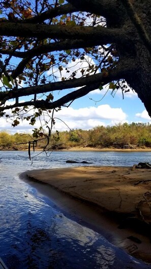 Beach - Arkansas River Paradise: Cabin with Large Deck Overlooking Breathtaking Views (Calico Rock)