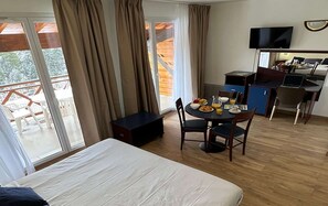 Living room - Attractive Studio in Bolquere (Bolquere)