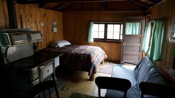 1 habitación, wifi y ropa de cama
