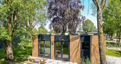 Cube chalet voor vier personen in Zennewijnen