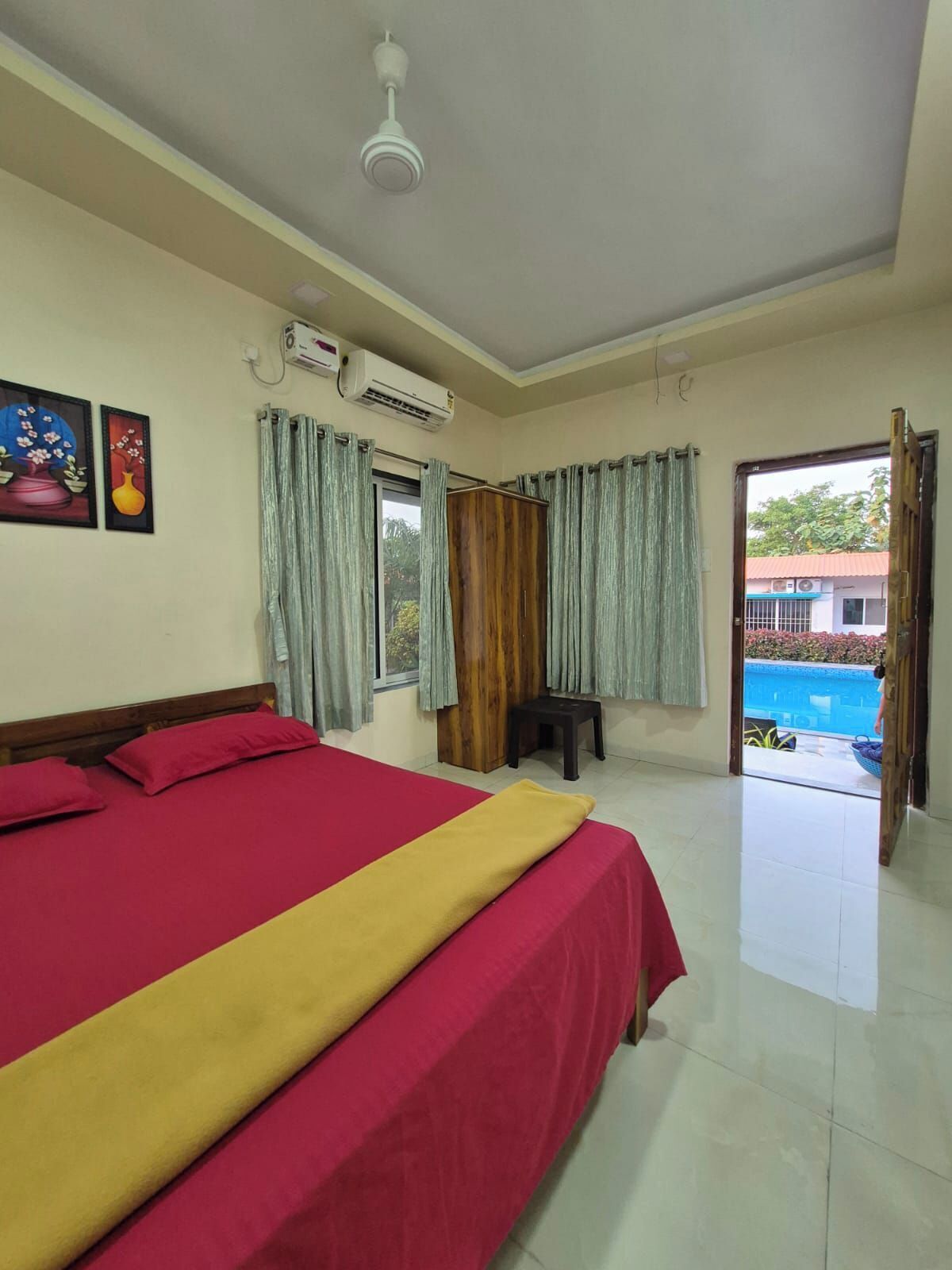 Double or Twin Room | Desk, laptop workspace, free WiFi