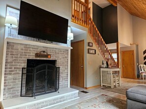 Interior - Spacious Mountain Cabin with Hot Tub & Fire Pit near White Mountains, New Hampshire (Haverhill)