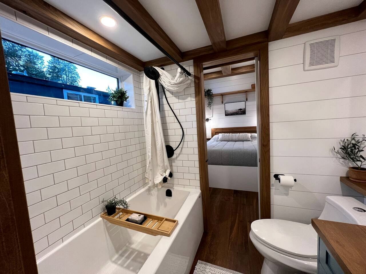 Jetted bath, hair dryer
