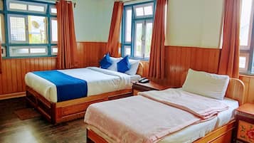 Kamar Keluarga, pemandangan kota | Meja kerja dan Wi-Fi gratis
