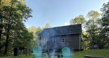 Secluded Off-Grid Cabin with Waterfall & Hiking Trails Near Rome Township, OH